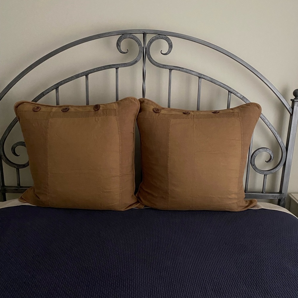 Elegant Brown Pillow Sham Set